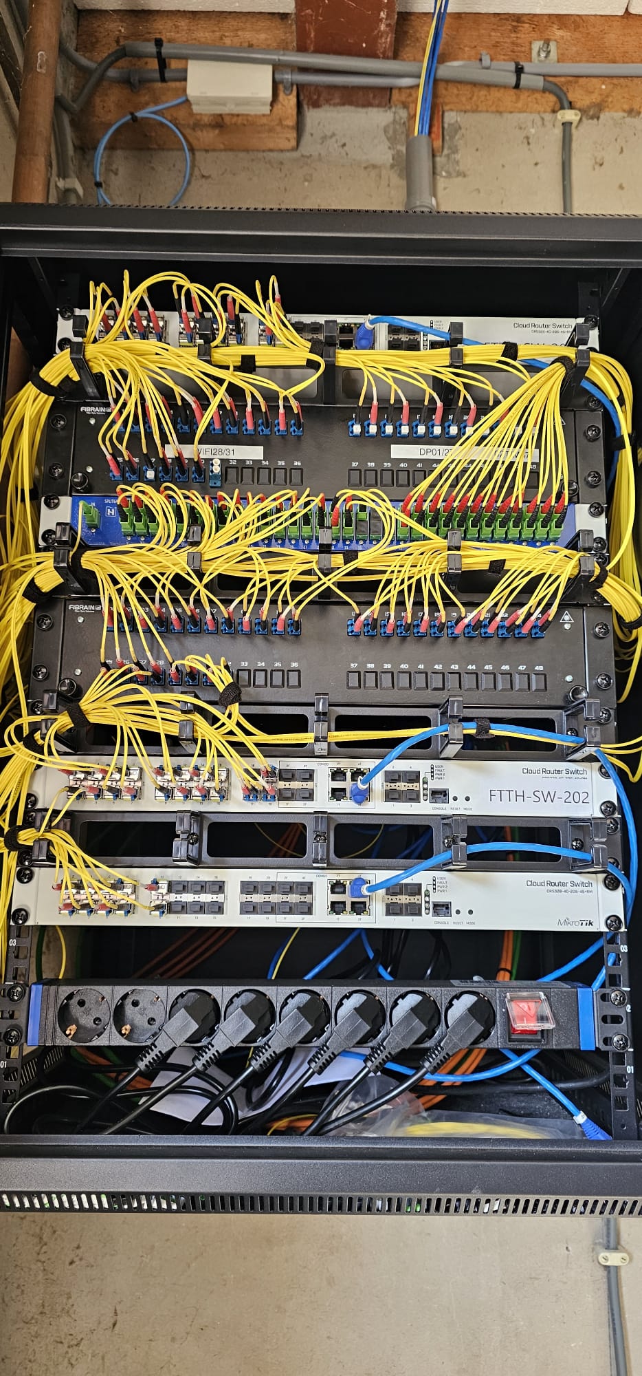 Fiber Patching MikroTik
